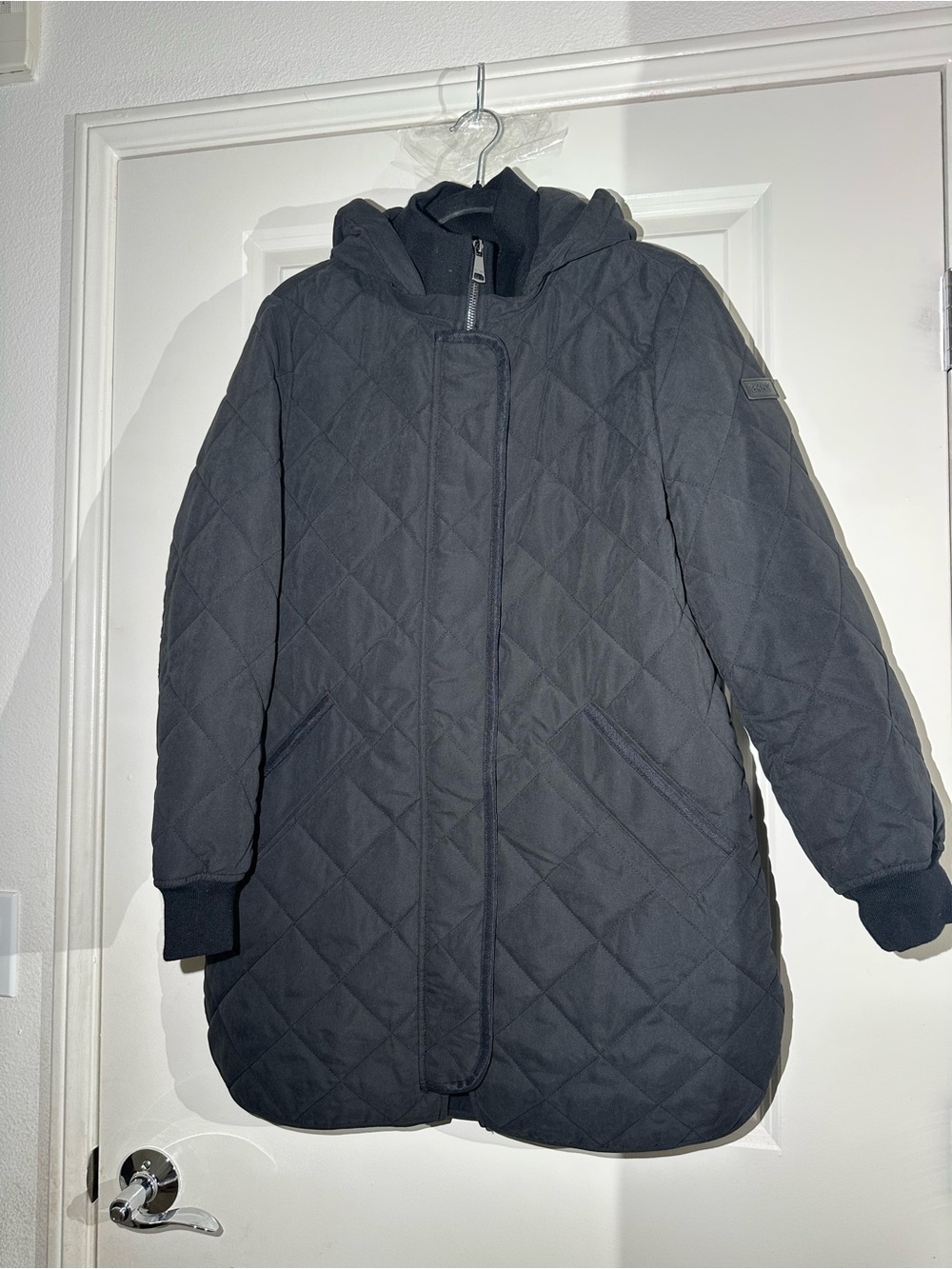 DKNY Women’s Quilted Hooded Coat Black Size Medium